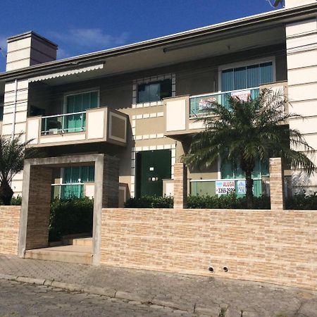 Residencial Jardim Palmeiras Bombinhas Eksteriør billede